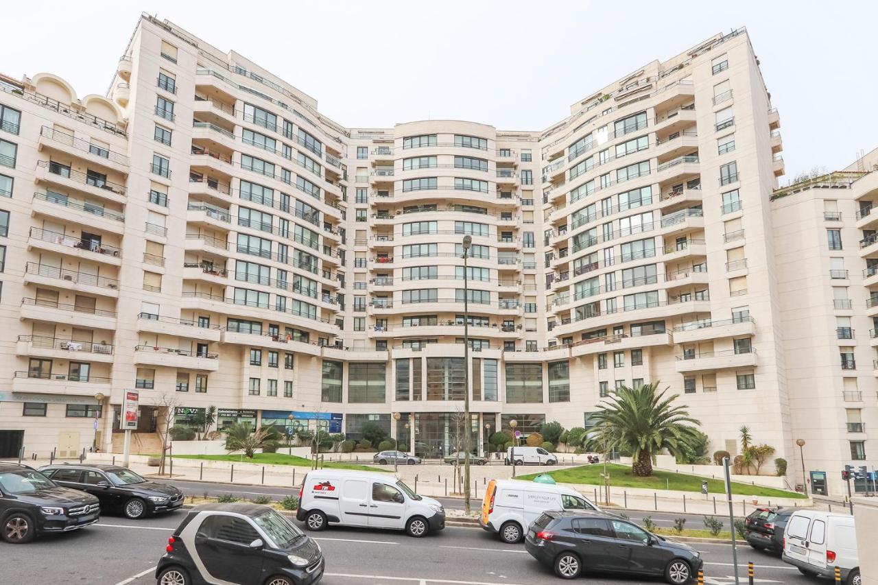 Vita Portucale ! Modern Apartment With Garage Lisabona Exterior foto